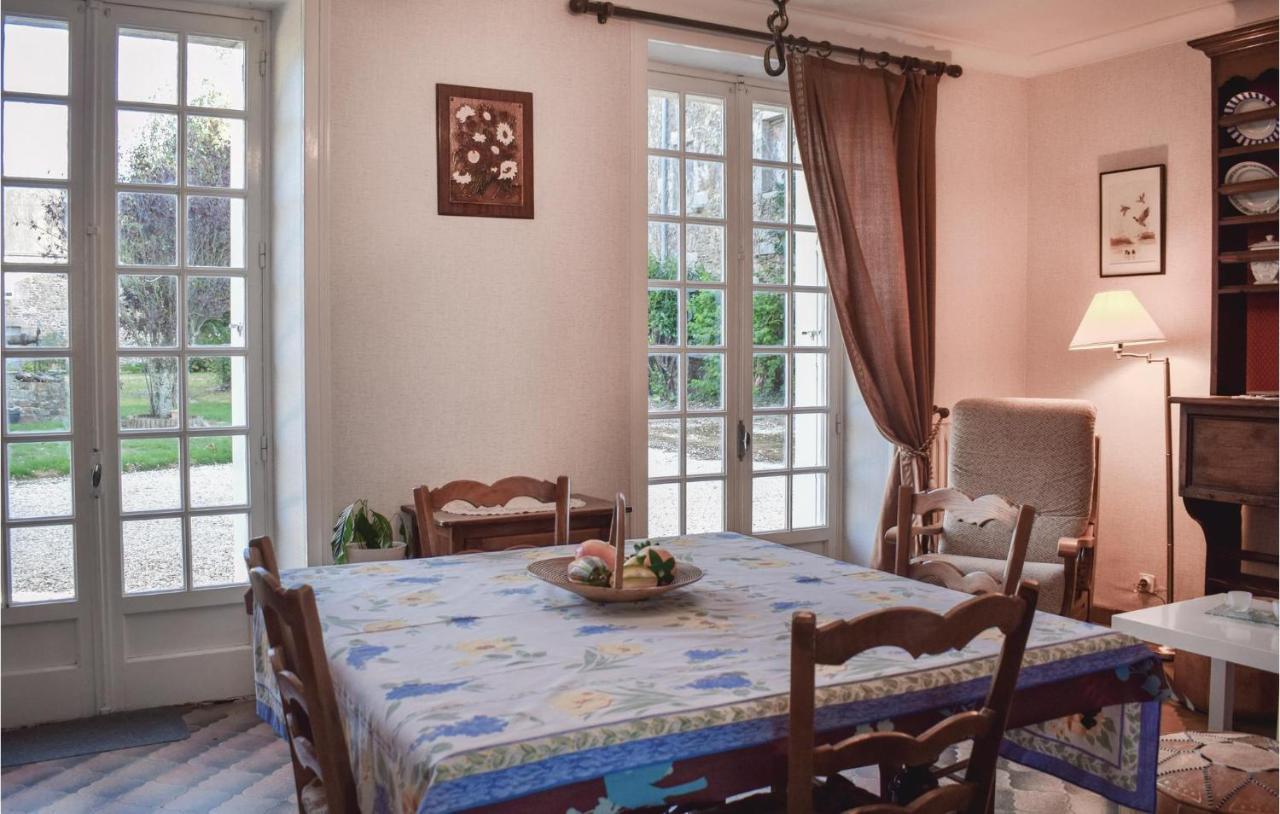 Cozy Home In Plancoet With Wifi Exterior foto