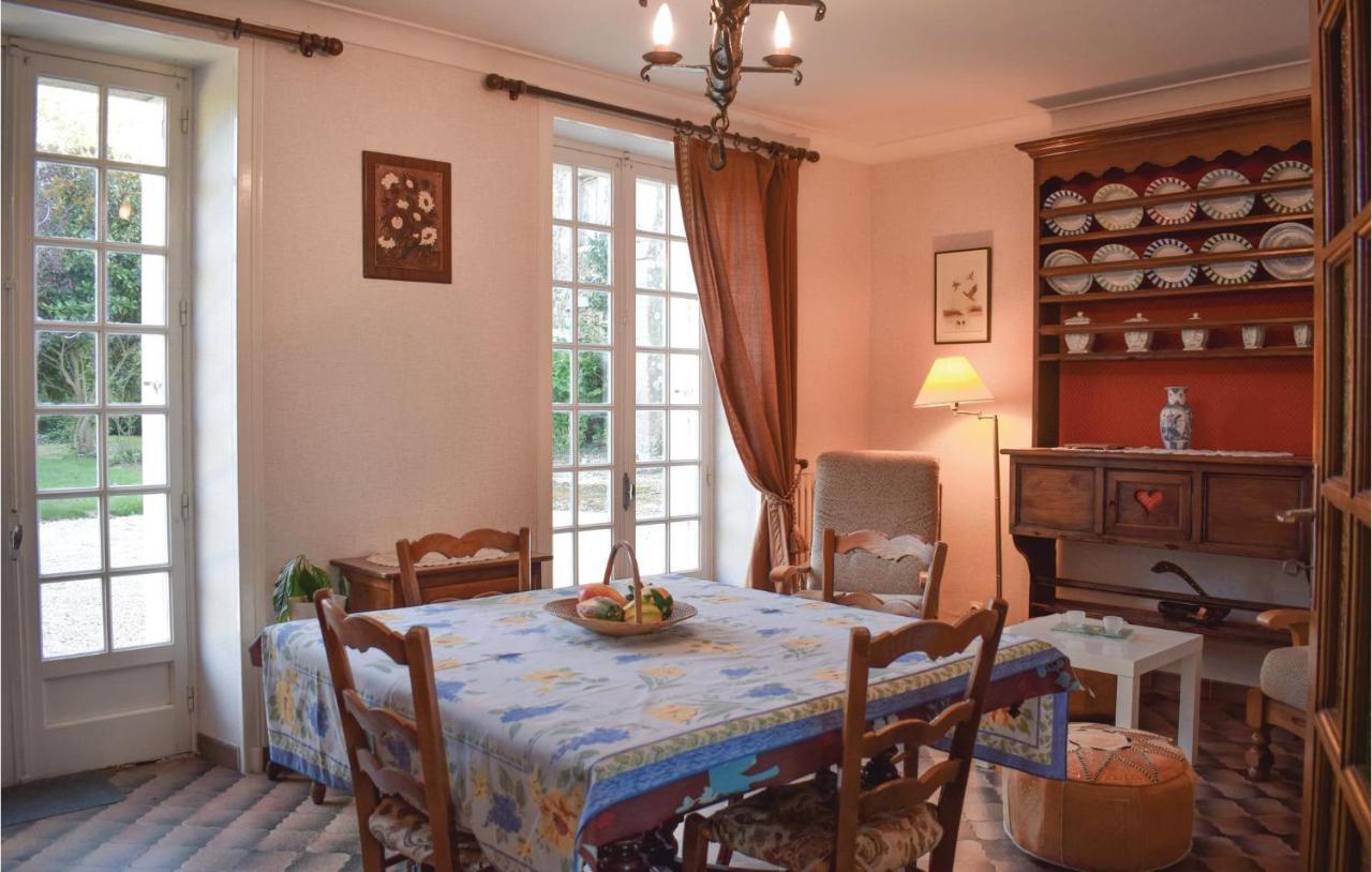 Cozy Home In Plancoet With Wifi Exterior foto